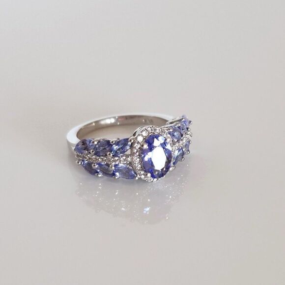 Tanzanite and White Zircon Ring Size 5 - Picture 7 of 8